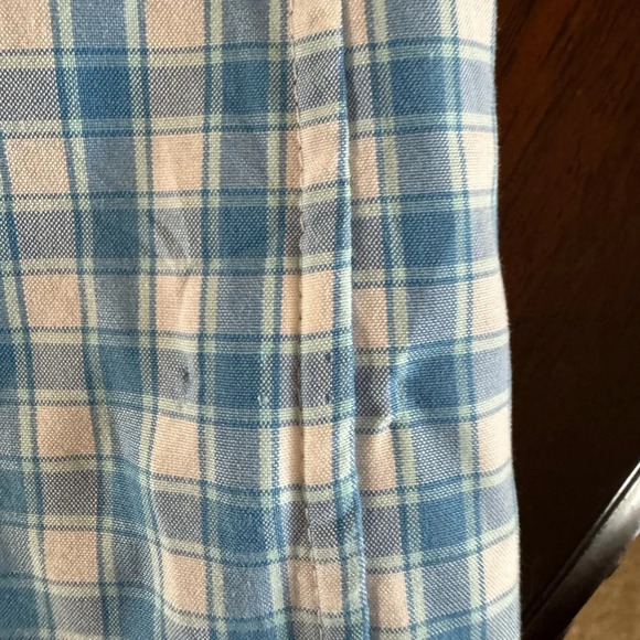 Vineyard Vines Men's Classic Fit Tucker Shirt USA Blue/White plaid Medium - Picture 12 of 14